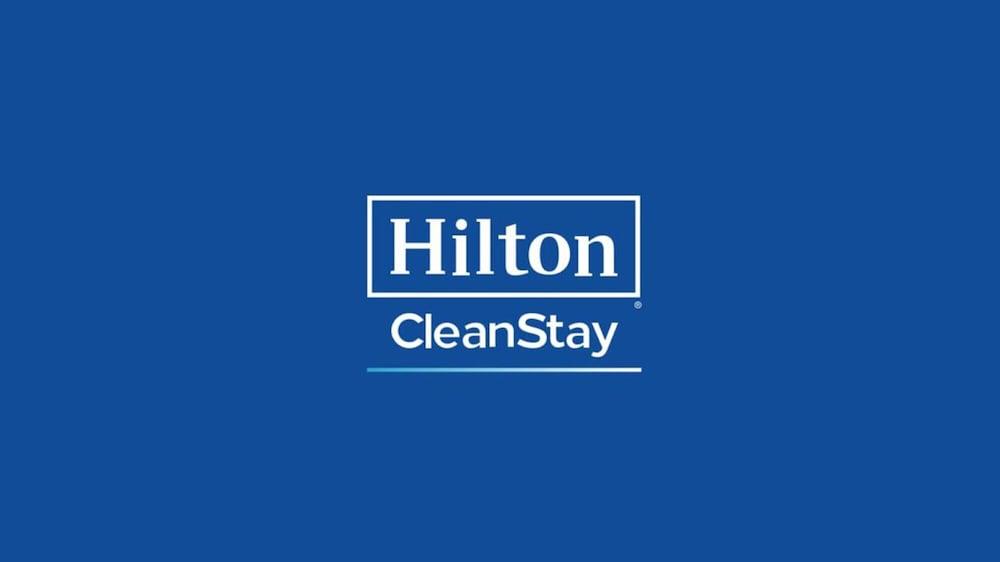 Hampton Inn Dubuque Εξωτερικό φωτογραφία