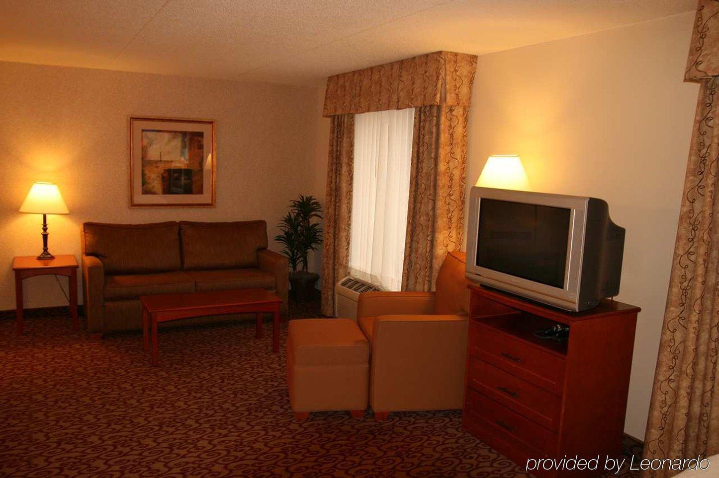 Hampton Inn Dubuque Δωμάτιο φωτογραφία