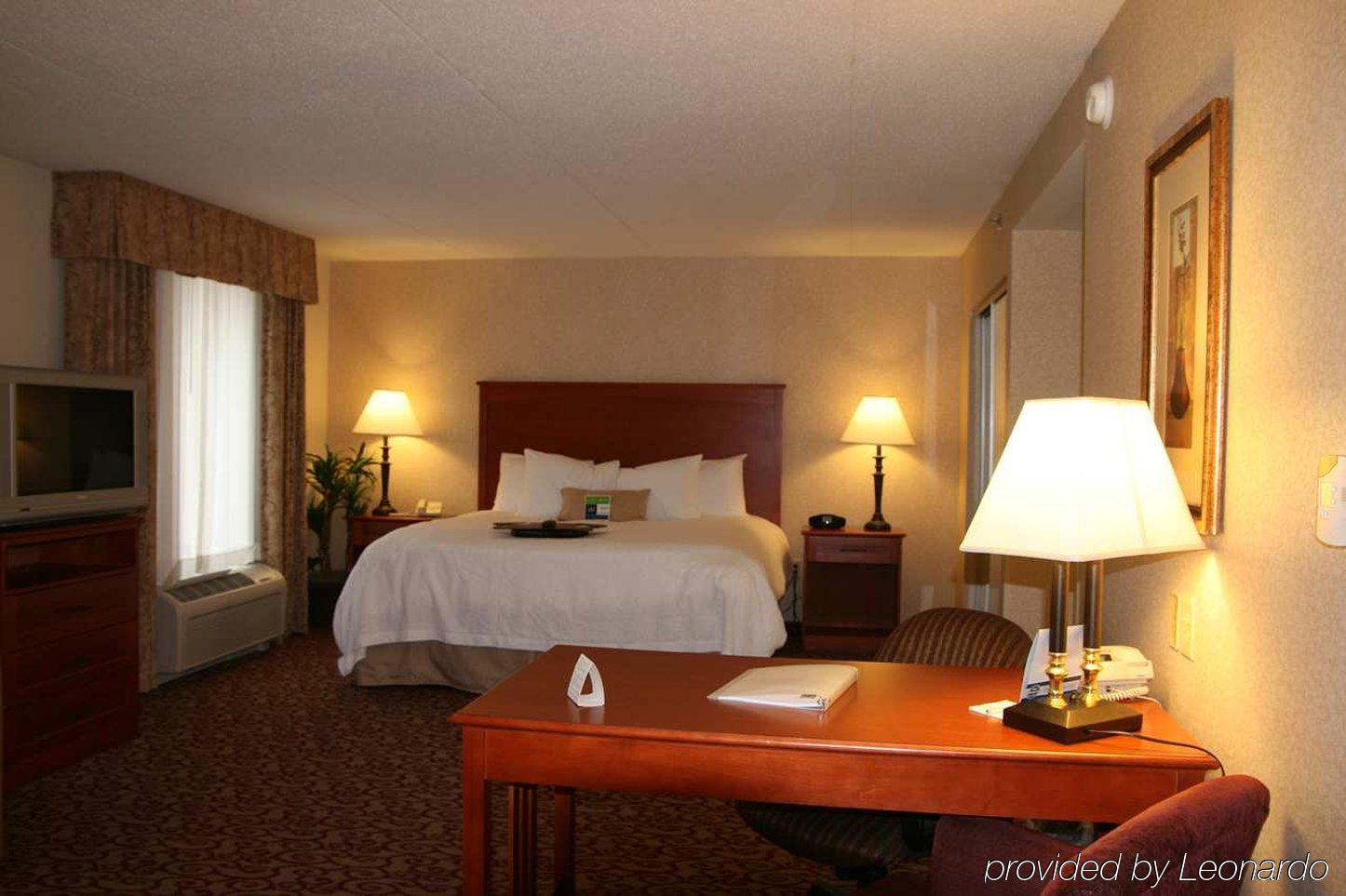 Hampton Inn Dubuque Δωμάτιο φωτογραφία